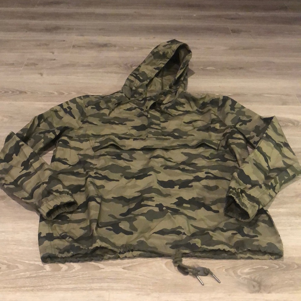 Mens Divided pull over jacket